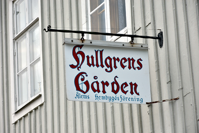 %_tempFileNamepataholm_smaland_2508287798_skogedal%