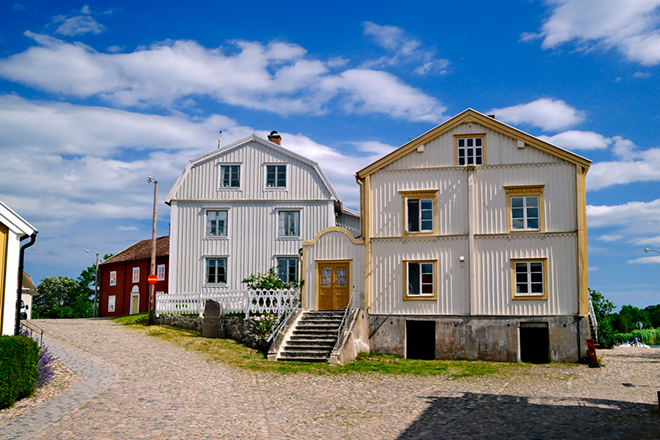 %_tempFileNamepataholm_smaland_2606248146_skogedal%