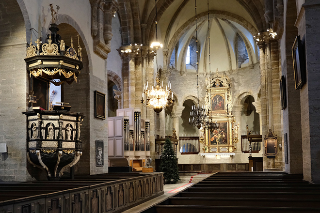 %_tempFileNamevarnhems%20klosterkyrka_2601184763%