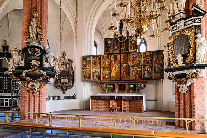 %_tempFileNamevasteras_domkyrka_vastmanland_2603235260_skogedal%
